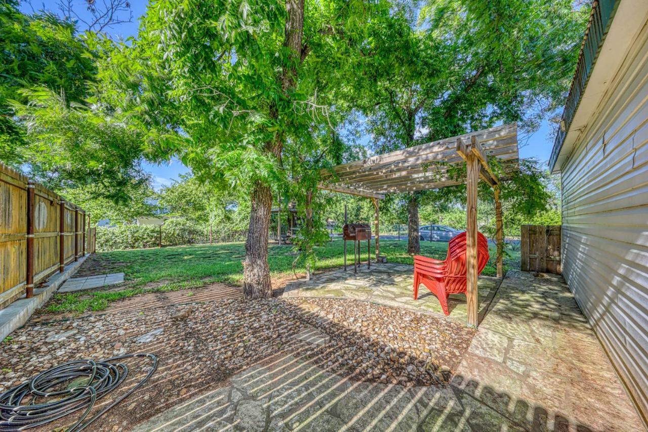 Tranquility Corner Villa Fredericksburg Luaran gambar